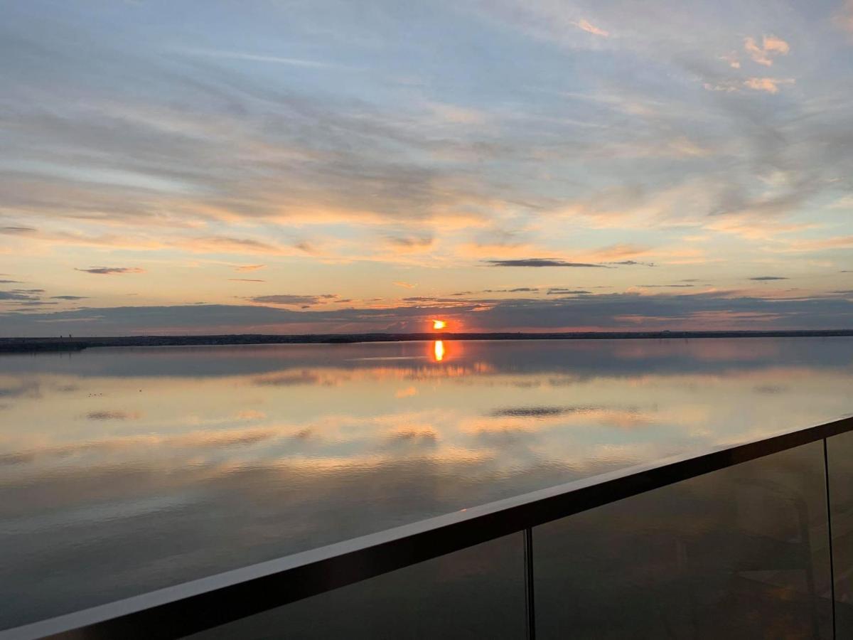 Apartment Sunset Lake View Mamaia Esterno foto
